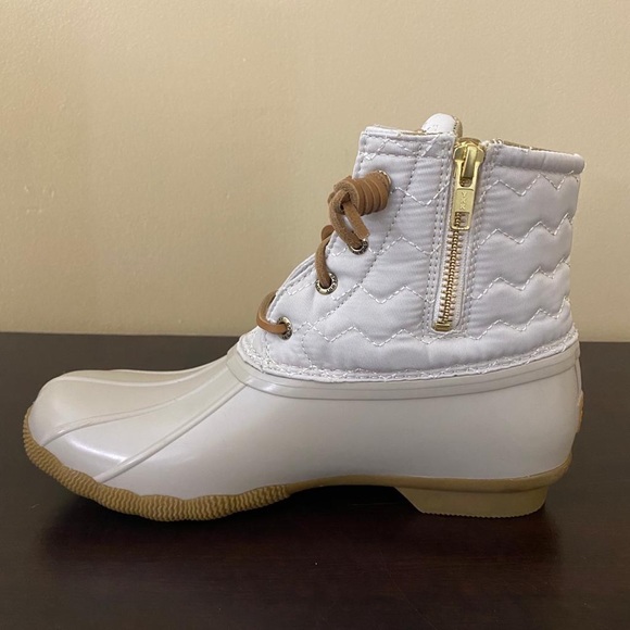 Sperry Women's Saltwater Chevron Quilted Duck Boots - Picture 6 of 7